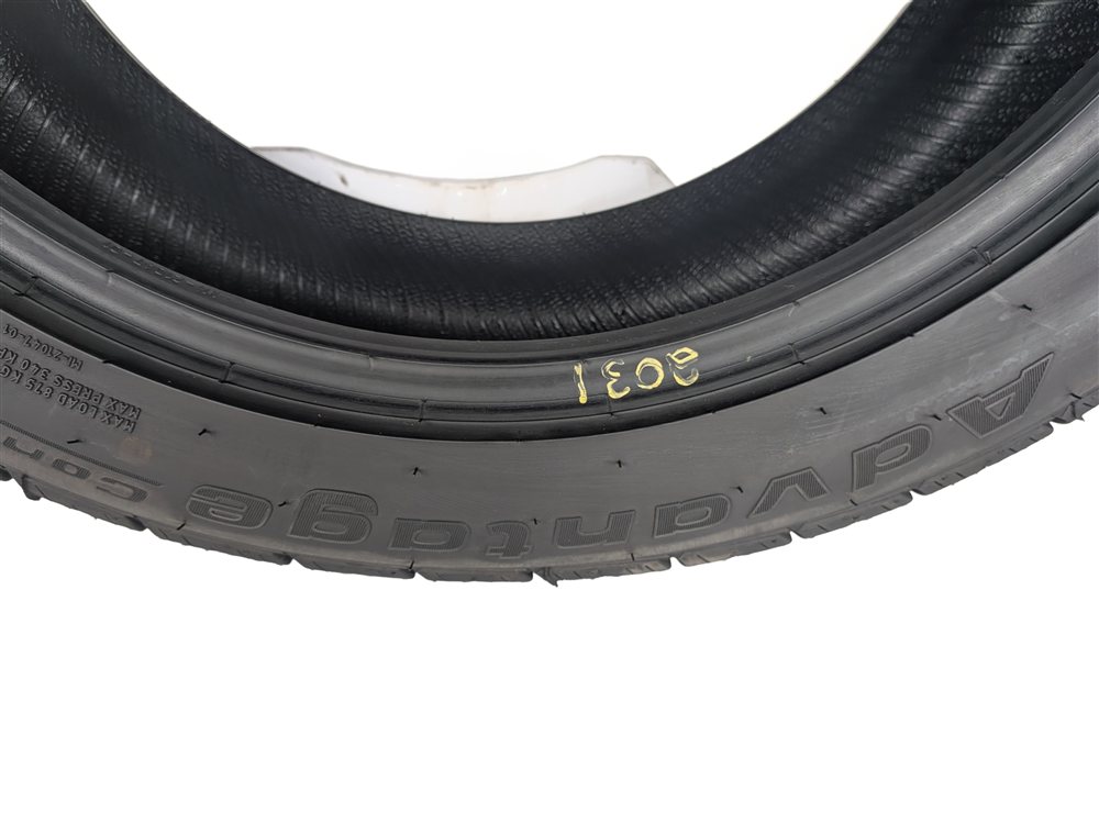 Thumbnail 4: BFGOODRICH ADVANTAGE CONTROL 235/50R19 103H ALL SEASON TIRE SINGLE
