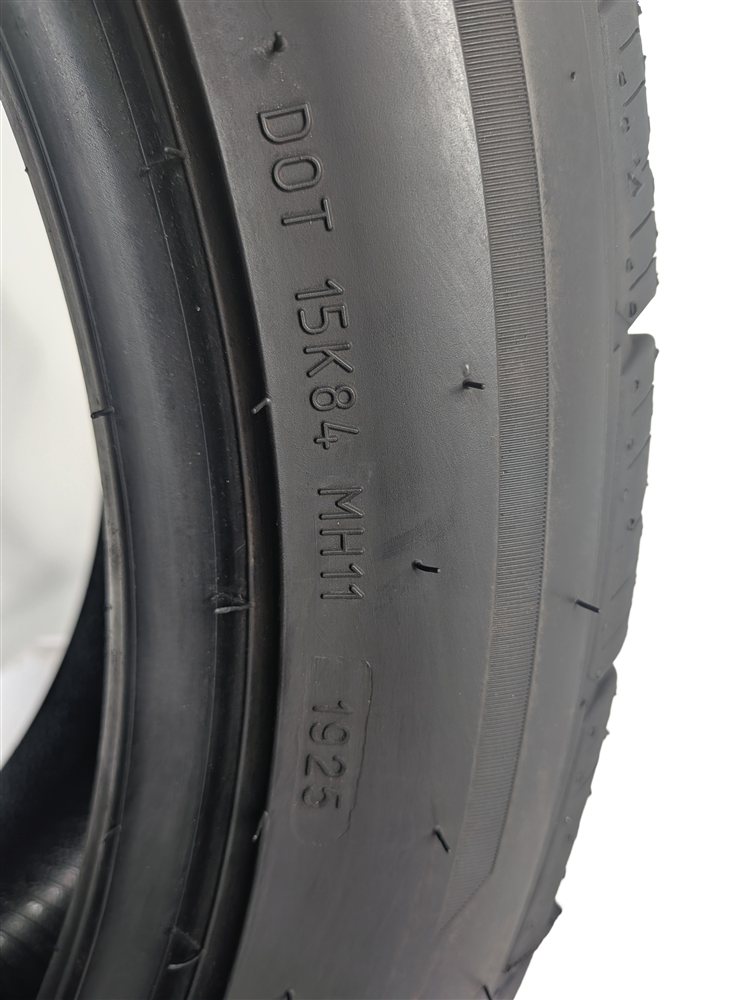 Thumbnail 8: BFGOODRICH ADVANTAGE CONTROL 235/50R19 103H ALL SEASON TIRE SINGLE