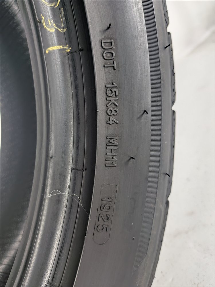 Thumbnail 9: BFGOODRICH ADVANTAGE CONTROL 235/50R19 103H ALL SEASON TIRE SINGLE