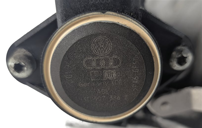 Thumbnail 9: 2007-2009 AUDI Q7 VW TOUAREG 4.2L (BAR) ENGINE AIR INTAKE MANIFOLD