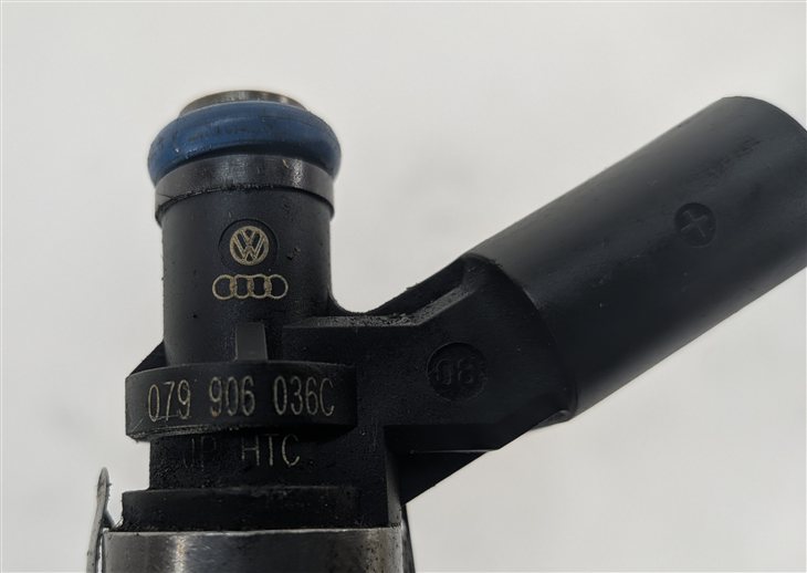 Thumbnail 6: 07-13 AUDI A6 A8 Q7 S5 R8 (B8 8K 8T 4S) 4.2L 5.2L TFSI ENGINE FUEL INJECTOR SET8