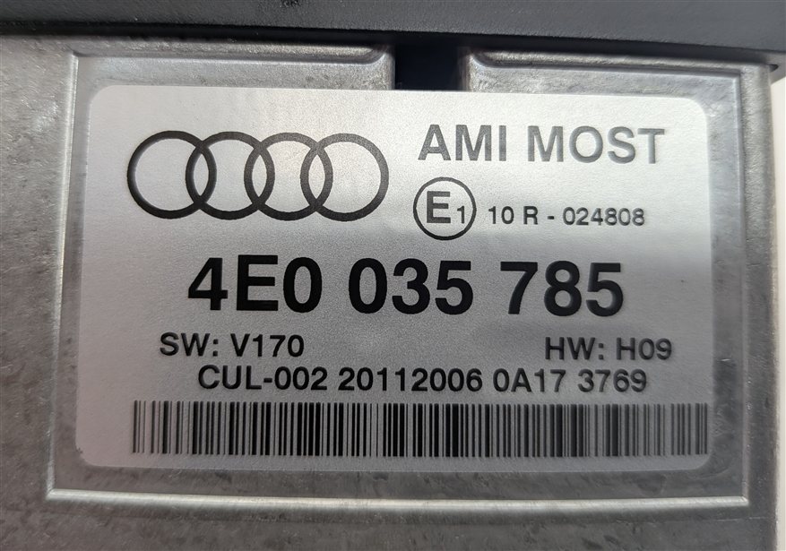 Thumbnail 9: 2007 AUDI Q7 (4L) AUDI MUSIC INTERFACE AMI CONTROL MODULE COMPUTER
