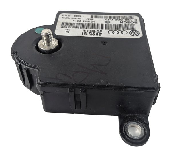 Thumbnail 3: 2007 AUDI Q7 (4L) BATTERY VOLTAGE MONITORING CONTROL MODULE COMPUTER