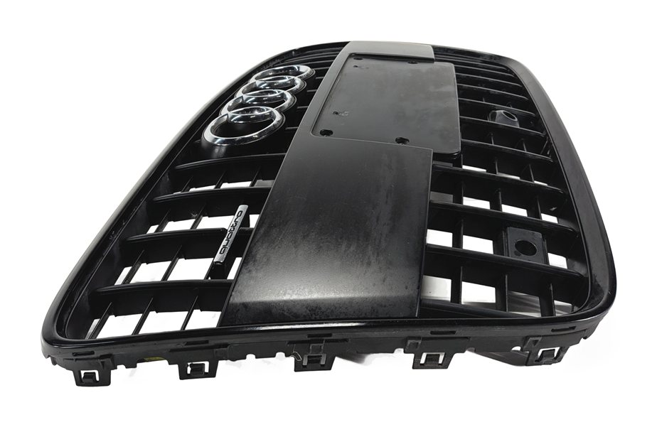 Thumbnail 3: 13-15 AUDI Q7 4L FRONT CENTER PRIMARY GRILLE TRIM LOGO OPT PQX S-LINE APPEARANCE