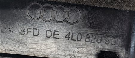 Thumbnail 4: 2015 AUDI Q7 (4L) FRONT CENTER DASH HEAT AIR AC VENT (Black)