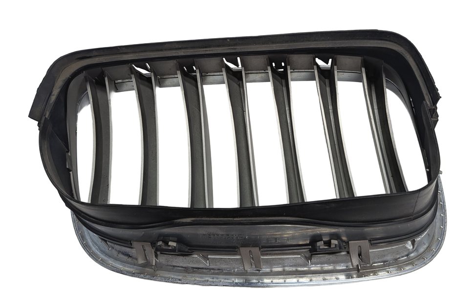 Thumbnail 4: 07-14 BMW X5 X5M X6 X6M (E70 E71) FRONT LEFT & RIGHT HOOD GRILLE SET (TITANIUM)