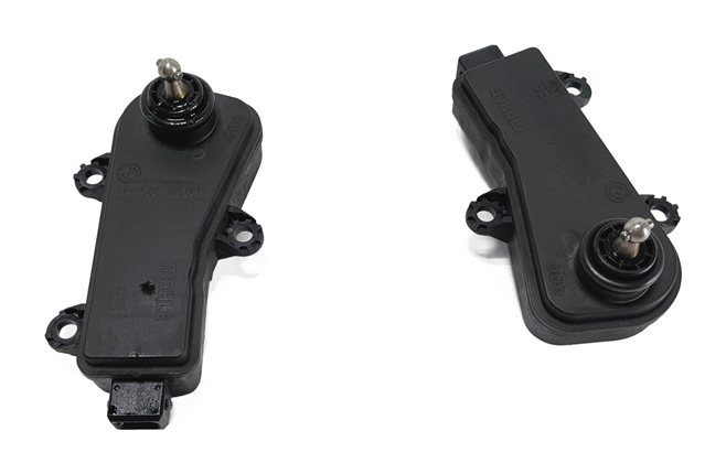 2009 BMW X5 (E70) 4.8L (N62) ENGINE INTAKE MANIFOLD DISA ACTUATOR SET/2