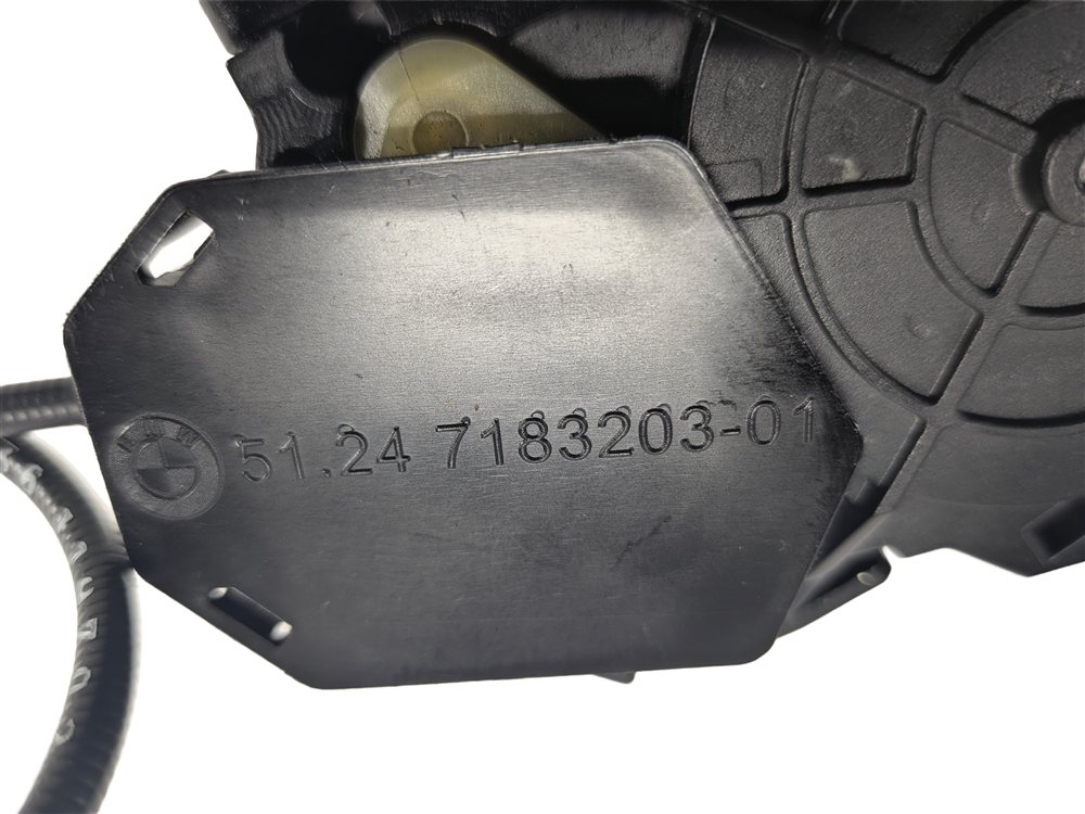 Thumbnail 9: 2009 BMW X5 (E70) REAR TRUNK CARGO TAILGATE HATCH LID LOCK LATCH ACTUATOR