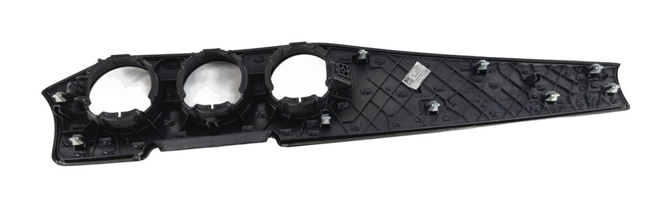 Thumbnail 8: 2017 MERCEDES GLA250 (X156) INTERIOR DASH CENTER TRIM PANEL BEZEL (Poplar)