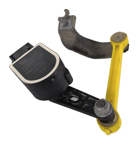 Thumbnail 2: 2017 MERCEDES GLA250 (X156) REAR RIGHT SUSPENSION RIDE HEIGHT LEVEL SENSOR