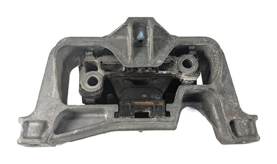 Thumbnail 5: 2017 MERCEDES GLA250 (X156) 2.0L (270.920) ENGINE RIGHT MOTOR MOUNT BRACKET