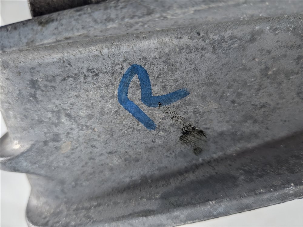 Thumbnail 8: 2017 MERCEDES GLA250 (X156) 2.0L (270.920) ENGINE RIGHT MOTOR MOUNT BRACKET