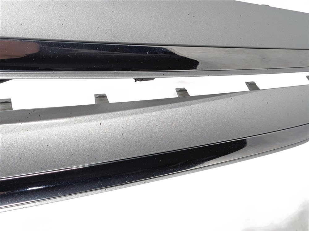 Thumbnail 18: 2015-2017 MERCEDES BENZ GLA250 (X156) FRONT UPPER CENTER HOOD VENT GRILLE TRIM
