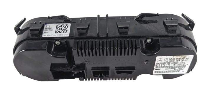 Thumbnail 5: 14-20 MERCEDES CLA GLA (C117 X156) A/C HEATER TEMPERATURE CLIMATE CONTROL PANEL