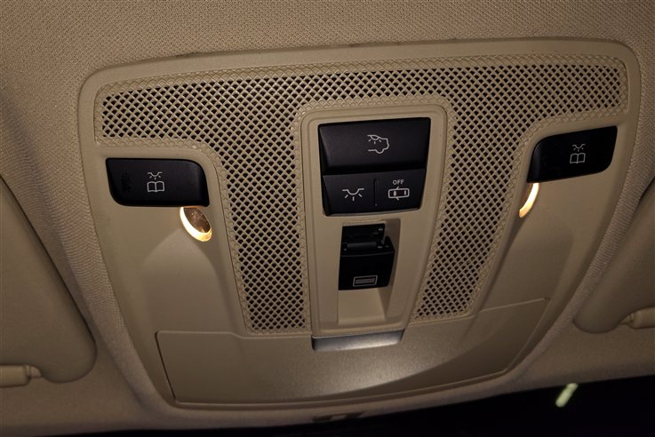 Thumbnail 2: 15-20 MERCEDES CLA GLA CLASS X156 C117 FRONT OVERHEAD DOME LIGHT LAMP (Beige)