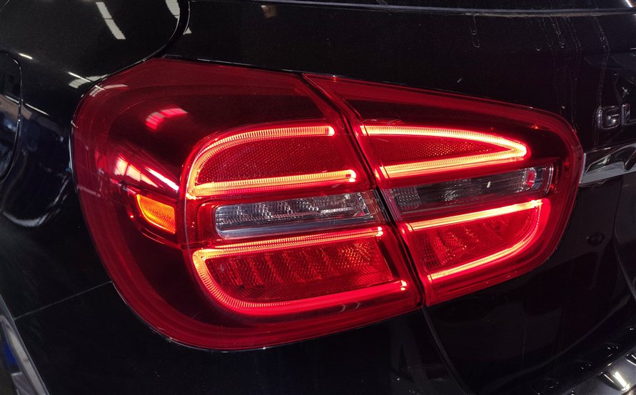 Thumbnail 2: 15-17 MERCEDES GLA250 GLA45 X156 REAR LEFT LIFTGATE INNER LED TAIL LIGHT LAMP