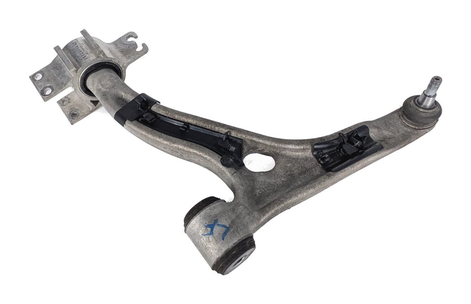 2015-2020 MERCEDES GLA250 (X156) LEFT FRONT DRIVER LOWER CONTROL ARM