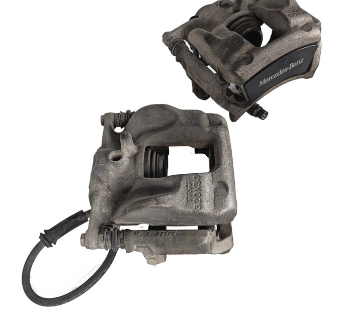 Thumbnail 4: 13-20 MERCEDES B250 GLA250 W246 X156 FRONT LEFT & RIGHT BRAKE CALIPER SET/2