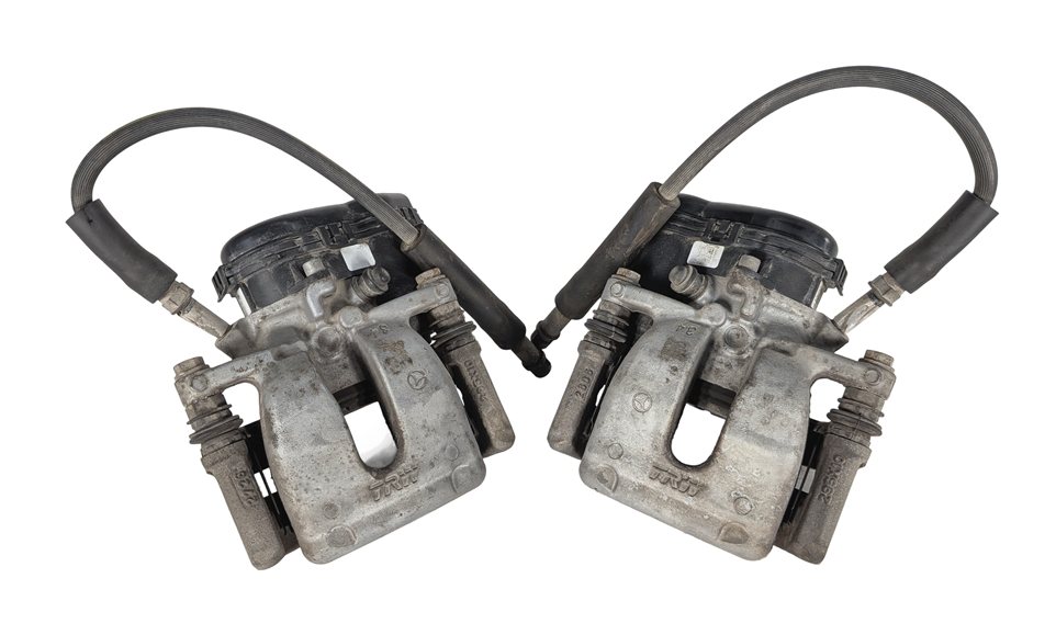 13-20 MERCEDES B250 CLA250 GLA250 C117 W242 W246 X156 REAR BRAKE CALIPER SET/2