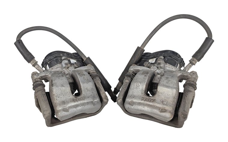 Thumbnail 2: 13-20 MERCEDES B250 CLA250 GLA250 C117 W242 W246 X156 REAR BRAKE CALIPER SET/2