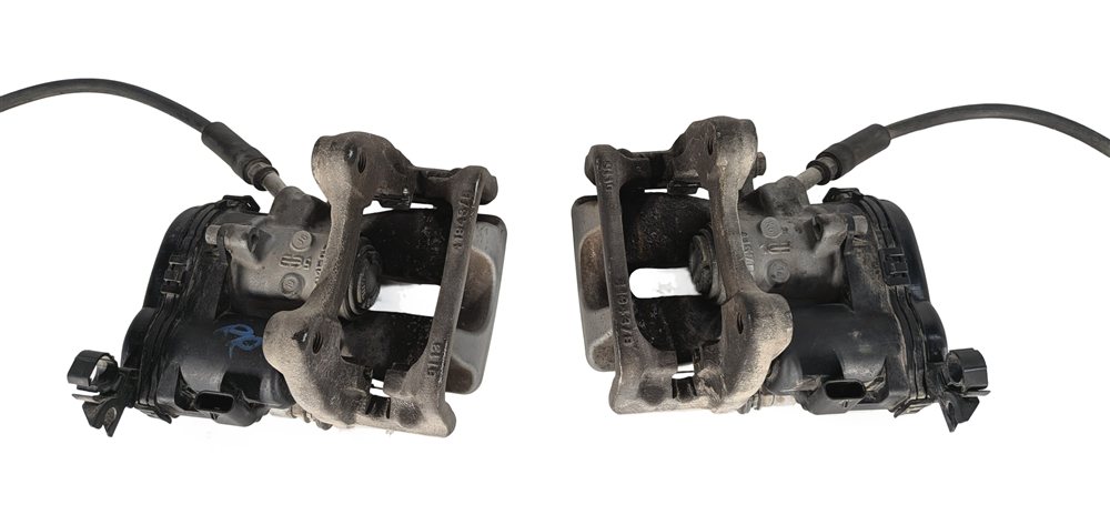 Thumbnail 6: 13-20 MERCEDES B250 CLA250 GLA250 C117 W242 W246 X156 REAR BRAKE CALIPER SET/2