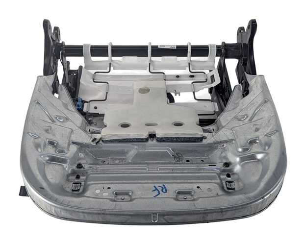 Thumbnail 3: 16-20 MERCEDES BENZ GLA250 (X156) RIGHT FRONT PASSENGER SEAT TRACK w/ MOTORS