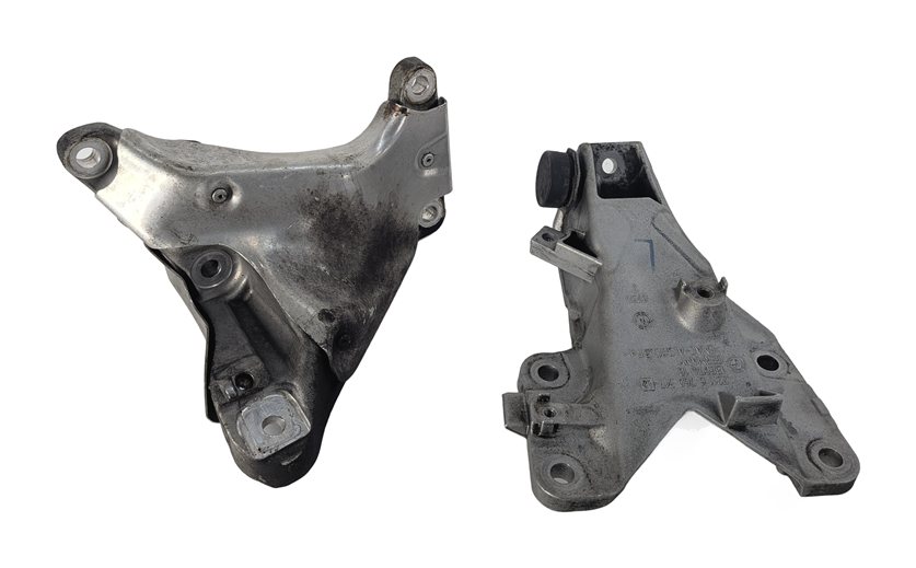 08 BMW 335I (E90) 3.0L (N54) ENGINE MOTOR MOUNT BRACKET LEFT/RIGHT SET/2