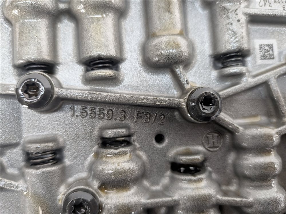 Thumbnail 6: 07-11 BMW 135i 335i (E87 E90) 3.0L 6HP-19 TRANSMISSION VALVE BODY MECHATRONIC