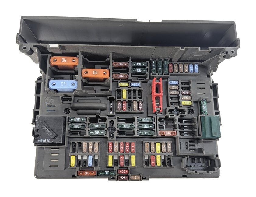 Thumbnail 2: 08 BMW 335I (E90) 3.0L FRONT POWER DISTRIBUTION SAM FUSE BOX RELAY CARRIER