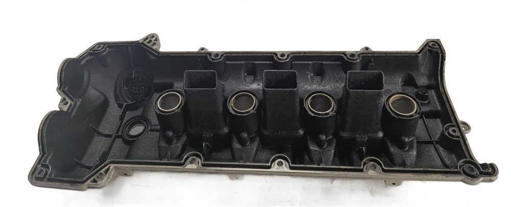 Thumbnail 2: 2010-2018 PORSCHE CAYENNE PANAMERA (958 970 G1) 4.8L V8 ENGINE RIGHT VALVE COVER