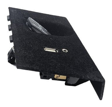 Thumbnail 4: 2011 PORSCHE PANAMERA (970) CENTER CONSOLE AUX INPUT USB POWER SOCKET PORT