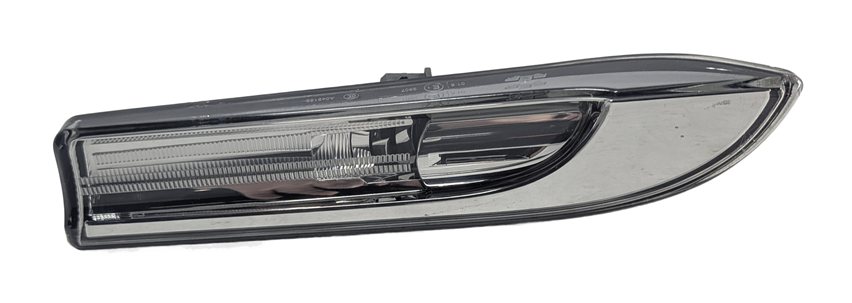 Thumbnail 2: 2010-2016 PORSCHE PANAMERA (970 G1) LEFT DRIVER FENDER SIGNAL MARKER LIGHT LAMP
