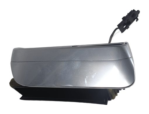 Thumbnail 3: 2011 PORSCHE PANAMERA (970) REAR RIGHT B-PILLAR HEAT AIR AC VENT (Black)