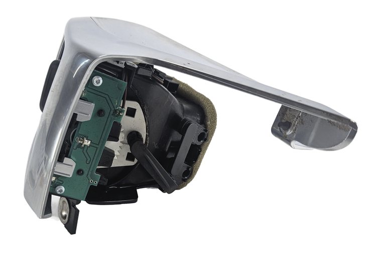 Thumbnail 3: 2011 PORSCHE PANAMERA (970) REAR LEFT CENTER CONSOLE HEAT AIR AC VENT (Black)