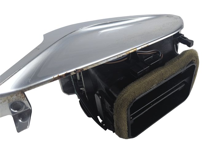 Thumbnail 4: 2011 PORSCHE PANAMERA (970) REAR LEFT CENTER CONSOLE HEAT AIR AC VENT (Black)