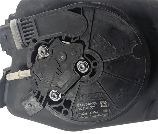 Thumbnail 7: 14-18 BMW 328i (F30) 2.0L N47T DIESEL EXHAUST FLUID DEF SCR ACTIVE TANK w/ PUMP