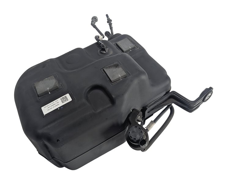 Thumbnail 5: 14-18 BMW 328i (F30) 2.0L N47T DIESEL EXHAUST FLUID DEF SCR PASSIVE FLUID TANK