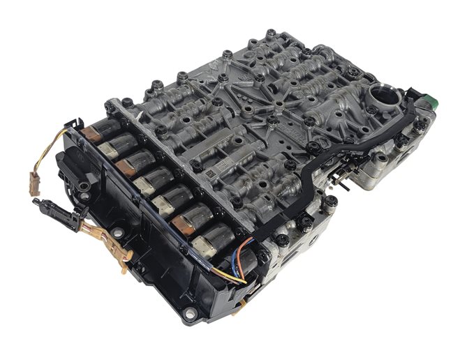 Thumbnail 7: 14-18 BMW 328i (F30) DIESEL 8HP-45 AT AUTO TRANSMISSION VALVE BODY w/ OIL PUMP