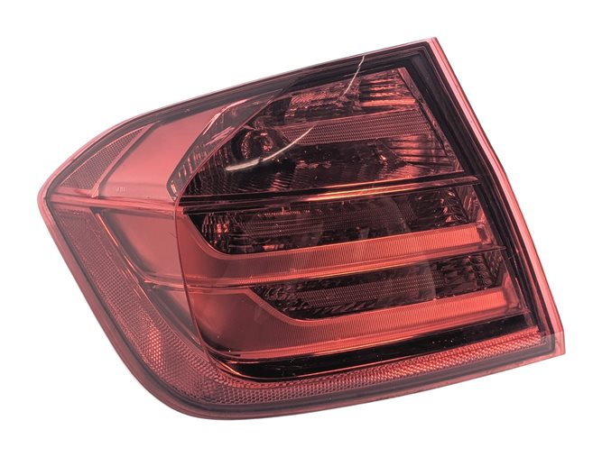 12-15 BMW 3 SERIES (F30) SEDAN LEFT DRIVER OUTER TAILLIGHT BRAKE LIGHT LAMP