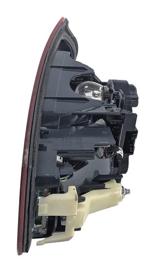 Thumbnail 3: 12-15 BMW 320i 328i 335i M3 (F30) SEDAN LEFT TRUNK INNER TAILLIGHT LIGHT LAMP