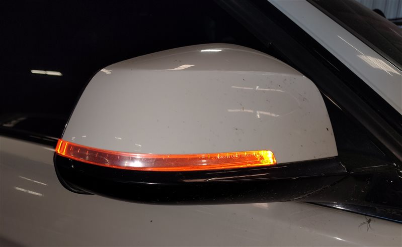 Thumbnail 2: 13-16 BMW 320i 328i 335i 340i (F30) RIGHT P-FOLD AUTODIM HEATED MIRROR (White)