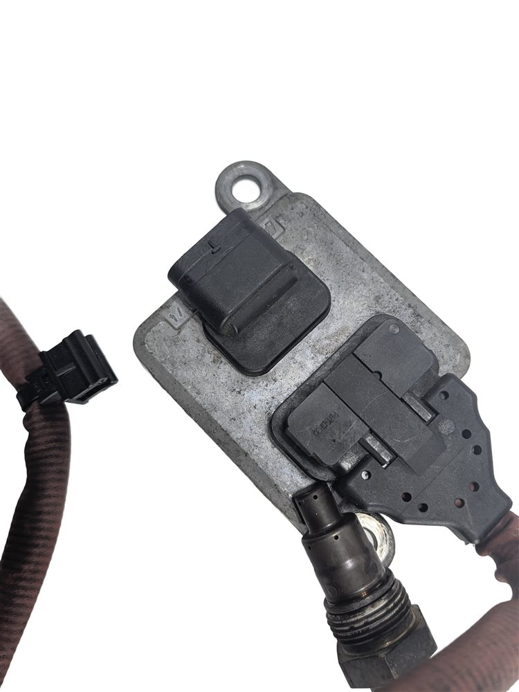 Thumbnail 5: 2014 BMW 328D (F30) 2.0L DIESEL N47 NOX NITROGEN OXIDE SENSOR w/CONTROL MODULE