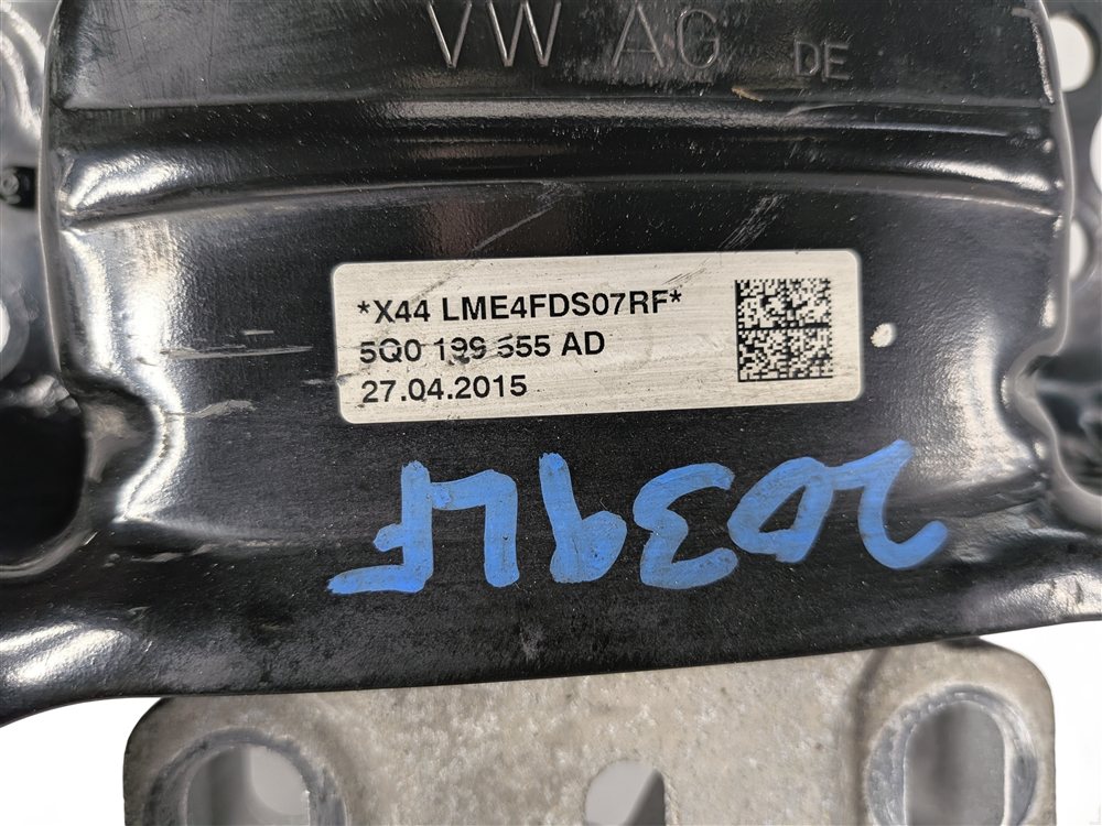 Thumbnail 8: 2015 AUDI A3 (8V) 1.8L (CNSB) ENGINE LEFT TRANSMISSION MOUNT BRACKET