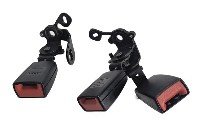 Thumbnail 2: 2015 AUDI A3 (8V) REAR SEAT SEATBELT BUCKLE RECEIVER SET/2 (Black)