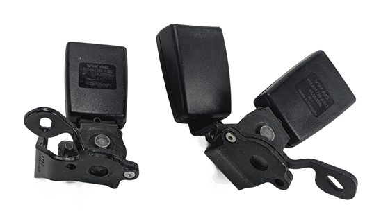 Thumbnail 5: 2015 AUDI A3 (8V) REAR SEAT SEATBELT BUCKLE RECEIVER SET/2 (Black)