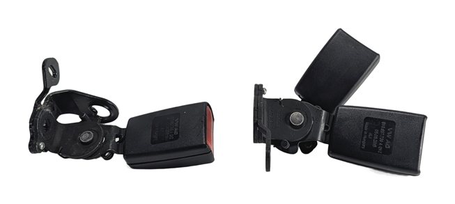 Thumbnail 6: 2015 AUDI A3 (8V) REAR SEAT SEATBELT BUCKLE RECEIVER SET/2 (Black)