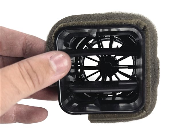 Thumbnail 5: 2015 AUDI A3 (8V) DASH HEAT AIR AC VENT OUTLET LOUVER (Black)
