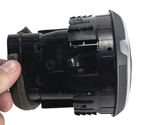 Thumbnail 8: 2015 AUDI A3 (8V) DASH HEAT AIR AC VENT OUTLET LOUVER (Black)