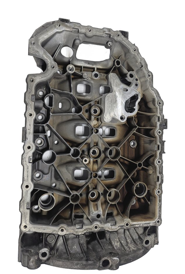 Thumbnail 7: 2015-2019 AUDI A3 (8V) 2019-2023 Q3 (F3) 1.8L 2.0L GASOLINE ENGINE UPPER OIL PAN