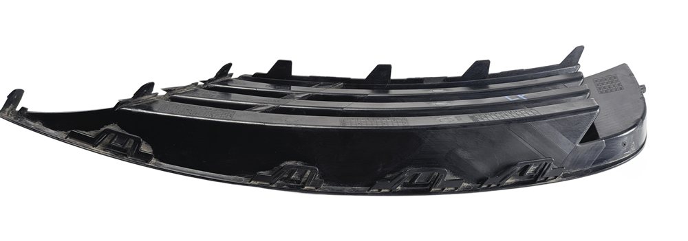 Thumbnail 8: 2015-2016 AUDI A3 (8V) LEFT FRONT DRIVER LOWER BUMPER GRILLE TRIM (BLACK)